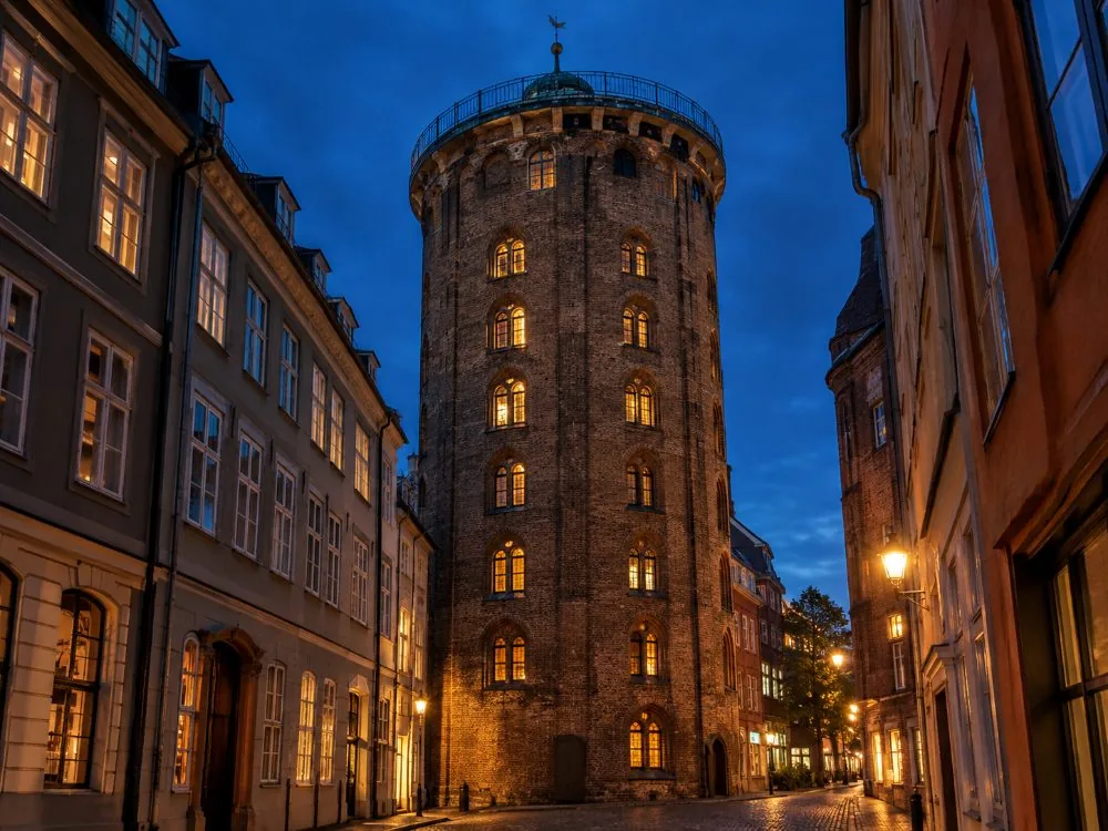 Copenhagen: Murder Mystery Hunt by The Round Tower